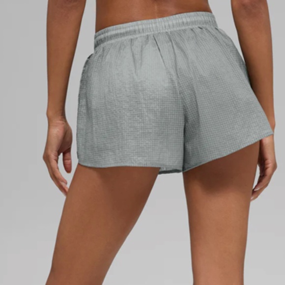 Alo-  Game Time Short, Lunar Grey - Picture 2 of 8